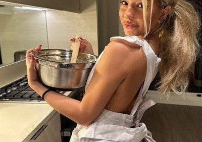 Breckie Hill Onlyfans leak Nude big ass in kitchen