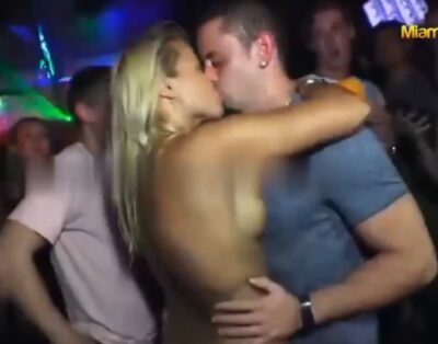 Jenny Scordamaglia public nude fan kissing