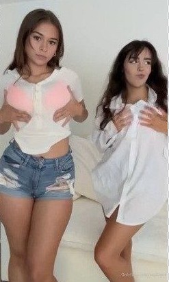 Sophieraiin Nude Sister Striptease Video